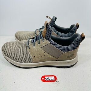 Skechers Delson-Camden Sneaker Men's Size 8.5 Taupe